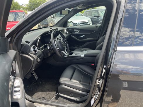 Used 2022 Mercedes-Benz GLC 300 4MATIC image 18