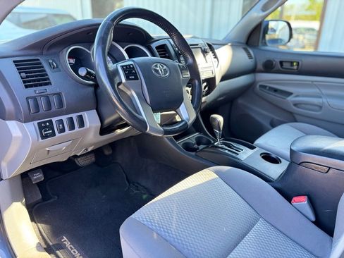 Used 2013 Toyota Tacoma 2WD Double Cab w/ Convenience Pkg image 9