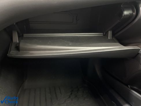 Used 2024 Toyota Camry SE image 30