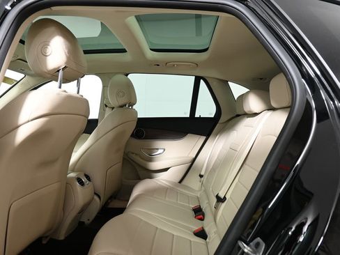 Certified 2022 Mercedes-Benz GLC 300 4MATIC image 34