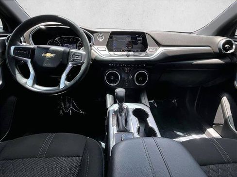 Used 2021 Chevrolet Blazer LT FWD image 16