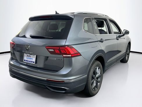 Used 2022 Volkswagen Tiguan SE image 5