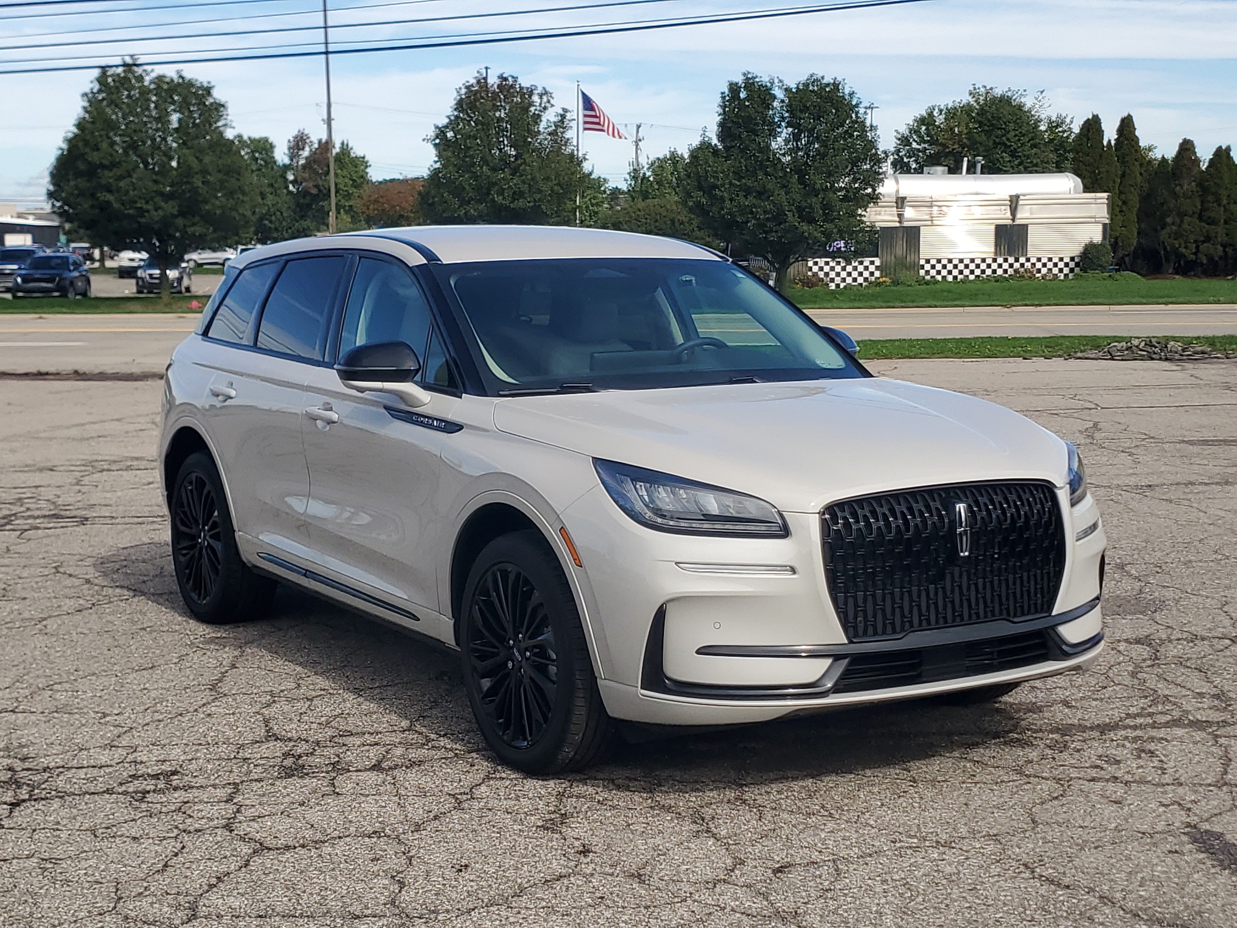 Certified 2024 Lincoln Corsair AWD w/ Equipment Group 101A 360° Tour