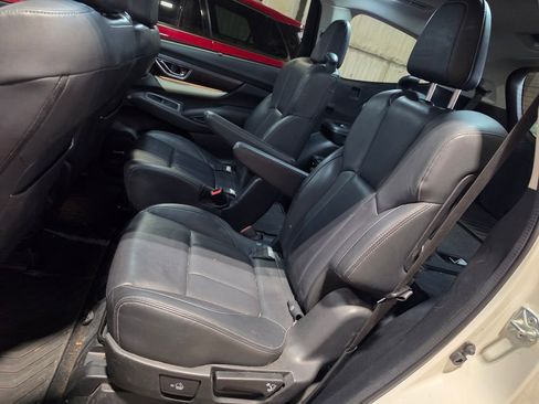 Used 2022 Subaru Ascent Touring w/ Popular Package #2A AWD/4WD image 6