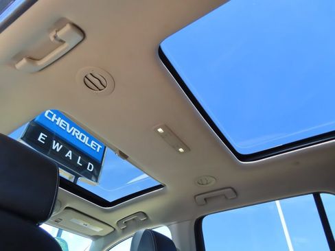 Used 2019 GMC Acadia Denali w/ Technology Package AWD/4WD image 5