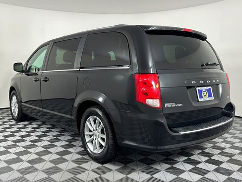 Used 2019 Dodge Grand Caravan SXT image 13