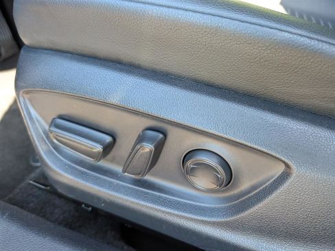 Used 2023 Toyota Camry SE image 21