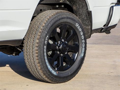 New 2025 RAM 2500 Big Horn image 4