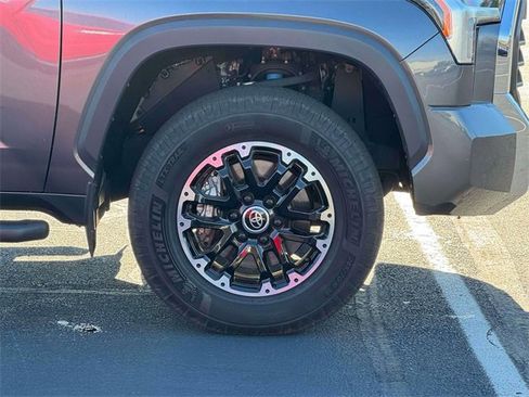 Used 2022 Toyota Tundra SR5 image 7