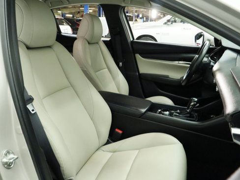 Used 2024 MAZDA MAZDA3 s FWD image 23