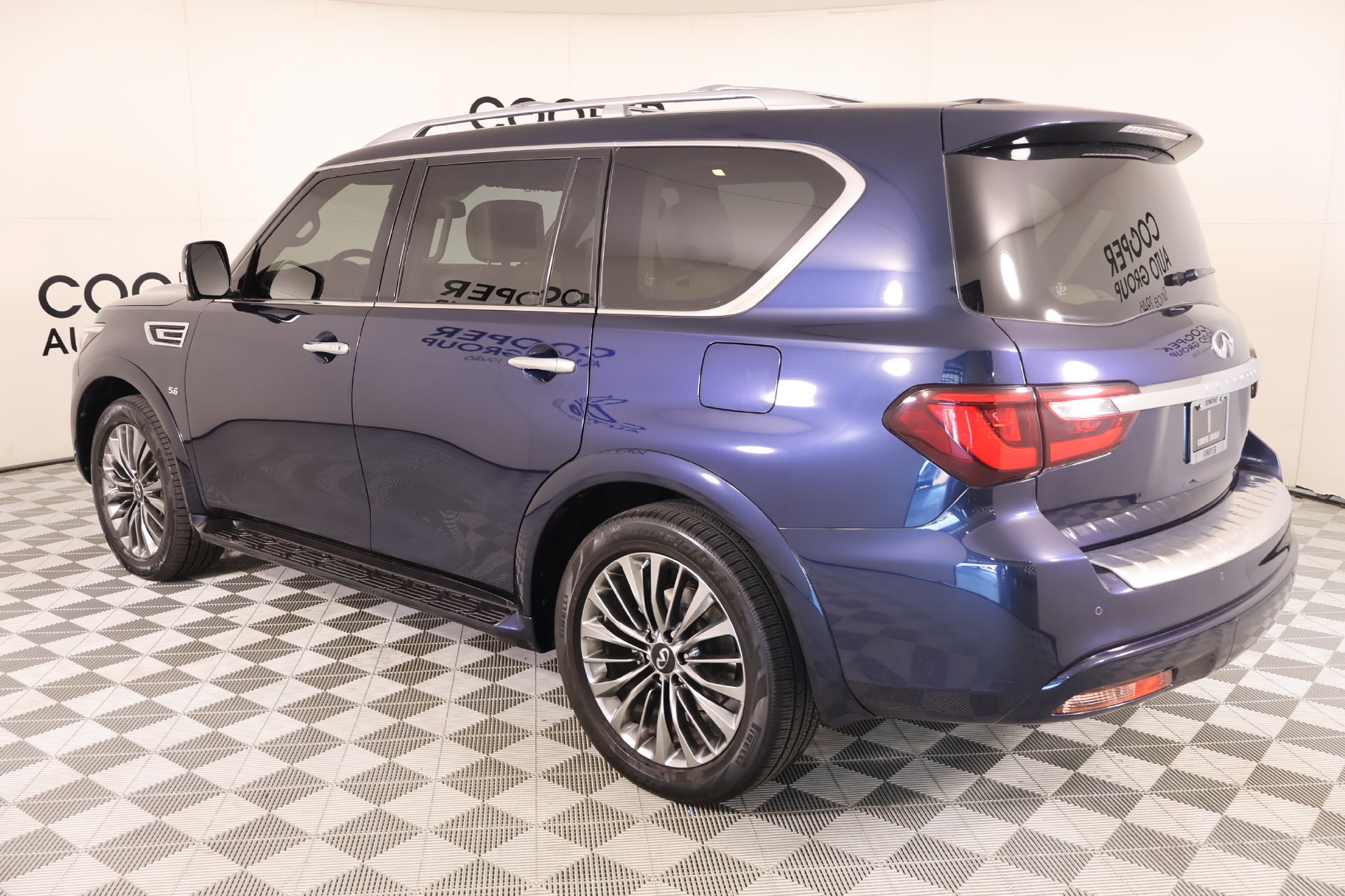 Used 2019 INFINITI QX80 Luxe w/ 22" Wheel Package AWD/4WD image 26