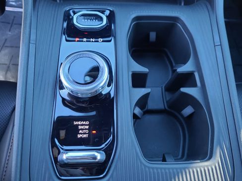 New 2026 Jeep Cherokee Limited image 25