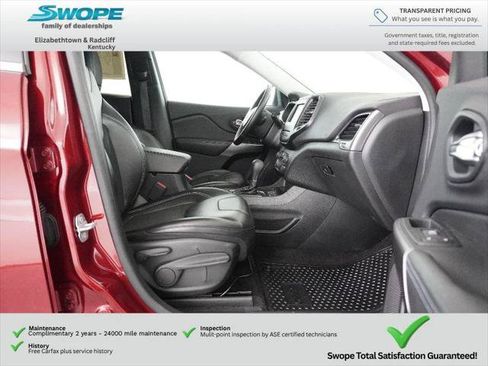 Certified 2019 Jeep Cherokee Latitude Plus w/ Cold Weather Group FWD image 10