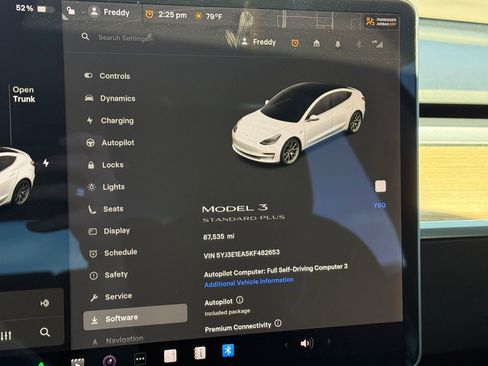 Used 2019 Tesla Model 3 Standard Range Plus image 13