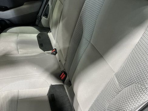 Used 2020 Subaru Outback Premium image 8