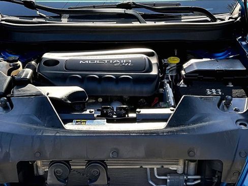 Used 2018 Jeep Cherokee Latitude w/ Altitude Package image 27