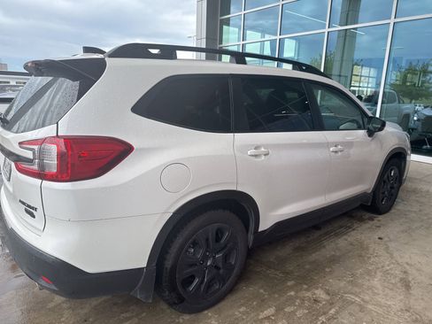 Used 2024 Subaru Ascent Onyx Edition image 17