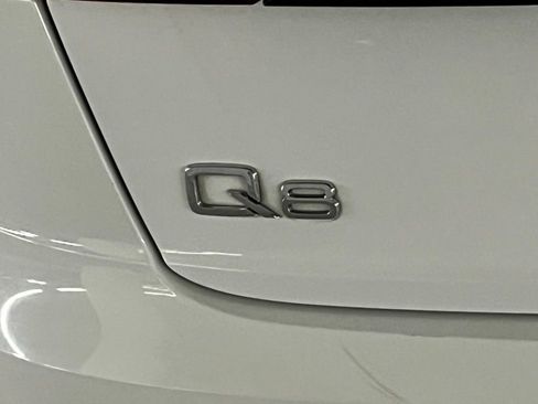 Used 2019 Audi Q8 Premium w/ Convenience Package image 34