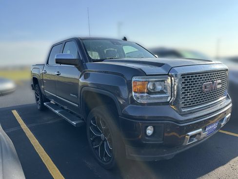 Used 2015 GMC Sierra 1500 Denali AWD/4WD image 2