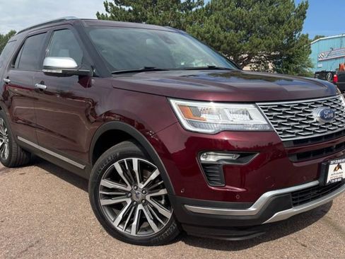 Used 2018 Ford Explorer Platinum image 1