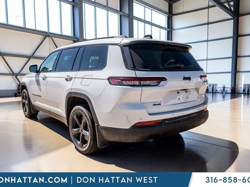 Used 2023 Jeep Grand Cherokee L Laredo AWD/4WD image 28