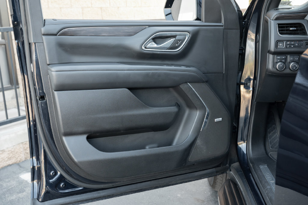 Used 2024 Chevrolet Tahoe LT w/ Luxury Package AWD/4WD image 20