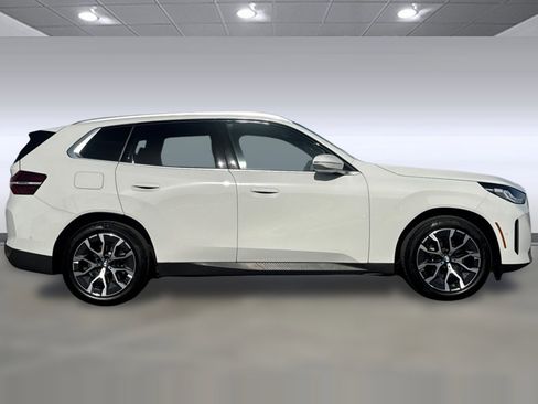 Used 2025 BMW X3 xDrive30i w/ Convenience Package image 7