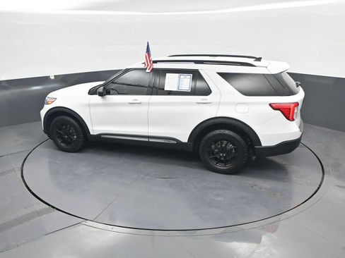 Used 2021 Ford Explorer XLT w/ Class III Trailer Tow Package AWD/4WD image 32