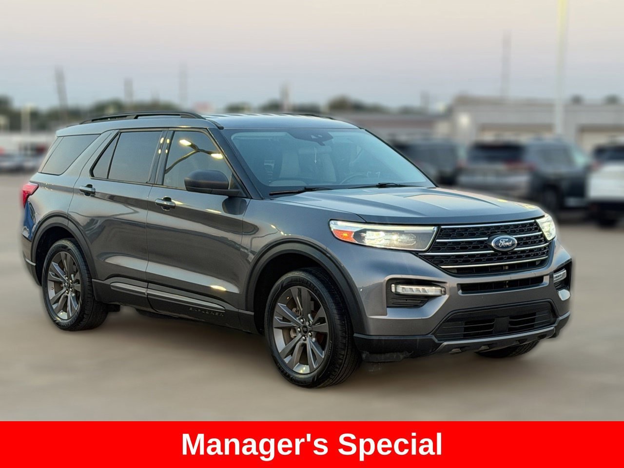 Used 2021 Ford Explorer XLT w/ Equipment Group 202A RWD image 4