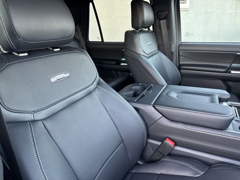 New 2025 Ford Expedition Platinum w/ Stealth Performance Package image 20