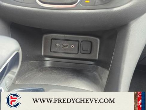 Used 2024 Chevrolet Equinox LT FWD image 15