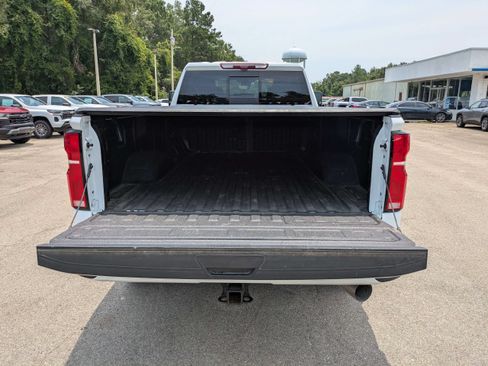 Used 2025 Chevrolet Silverado 3500 High Country w/ High Country Premium Package AWD/4WD image 13