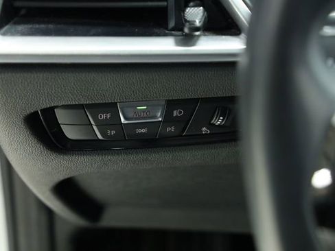 Used 2025 BMW 430i Convertible RWD image 36