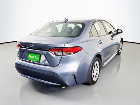 Used 2022 Toyota Corolla LE FWD image 10