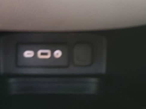 Used 2020 Chevrolet Equinox LS w/ LS Convenience Package image 20