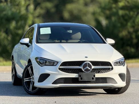 Used 2021 Mercedes-Benz CLA 250 image 4