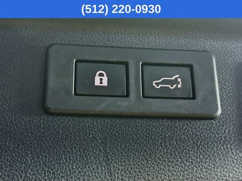 Used 2023 Subaru Forester Premium image 33