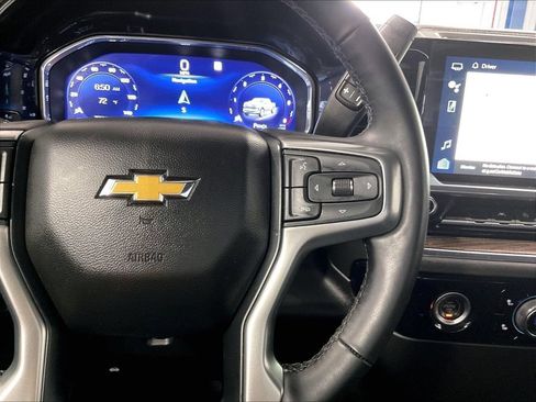 Used 2023 Chevrolet Silverado 1500 LT w/ Z71 Off-Road Package AWD/4WD image 23