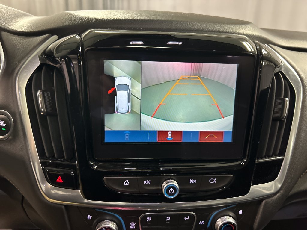 Used 2019 Chevrolet Traverse Premier w/ Redline Edition AWD/4WD image 18
