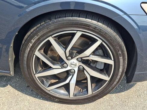 Used 2020 Volvo S60 T6 Momentum AWD/4WD image 8