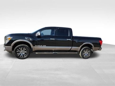 Used 2016 Nissan Titan Platinum Reserve image 4