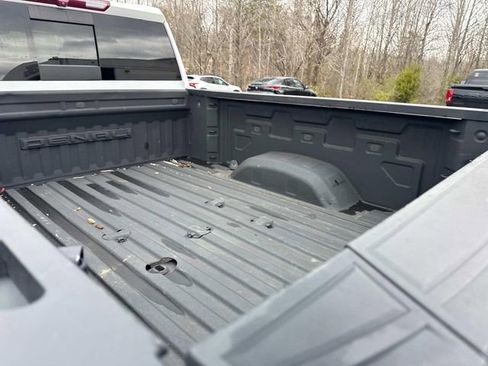 Used 2022 GMC Sierra 2500 Denali image 13