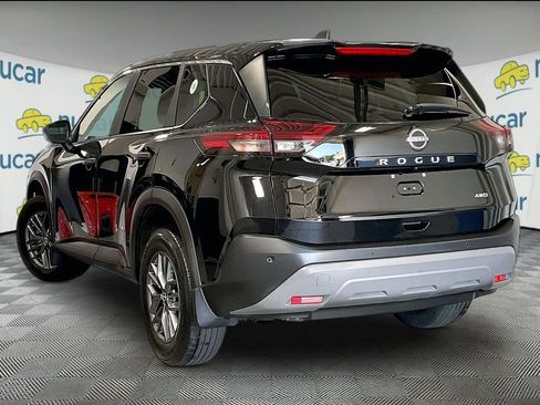 Used 2023 Nissan Rogue S AWD/4WD image 4