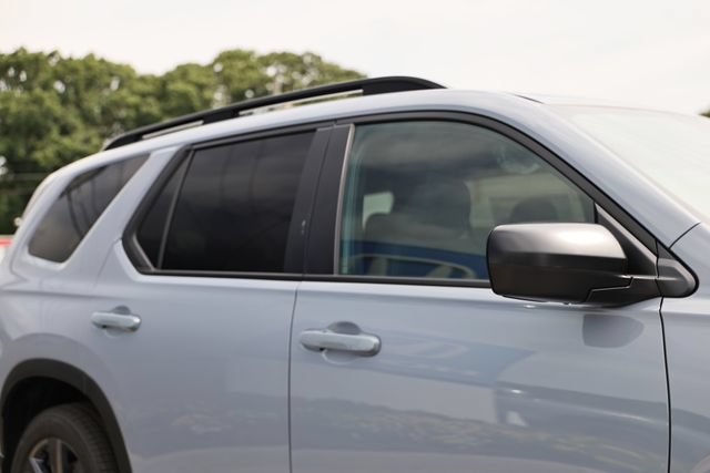 New 2026 Honda Pilot Sport image 18