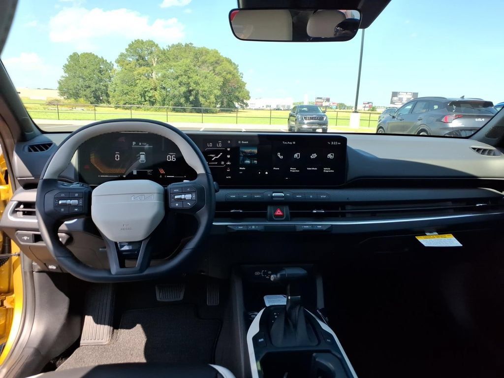 New 2026 Kia K4 GT-Line Turbo FWD image 9