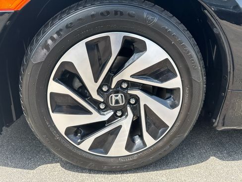 Used 2019 Honda Civic LX image 9