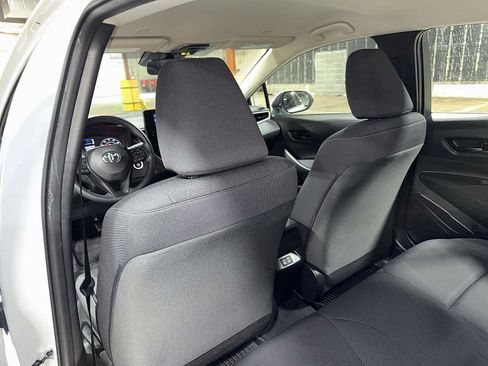 Used 2024 Toyota Corolla LE w/ LE Convenience Package FWD image 26