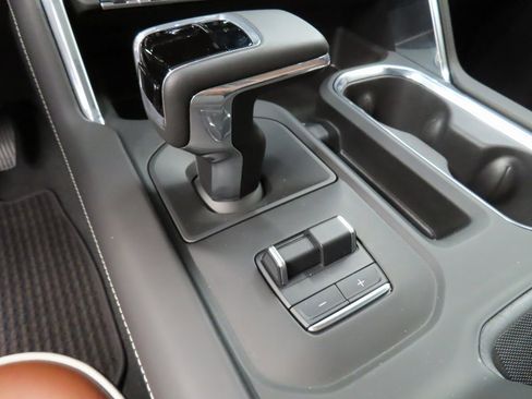 Used 2025 GMC Sierra 1500 Denali Ultimate image 71