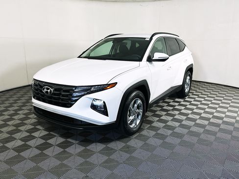 Used 2023 Hyundai Tucson SEL FWD image 7