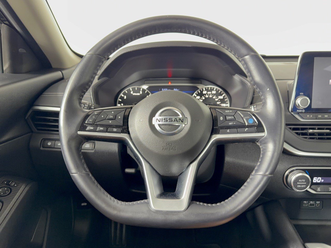 Used 2019 Nissan Altima 2.5 SV AWD/4WD image 10